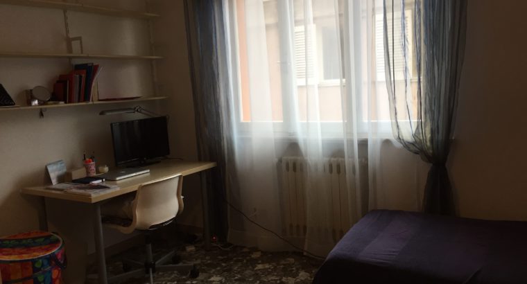 2 posti letto in due camere a Rimini (RN)