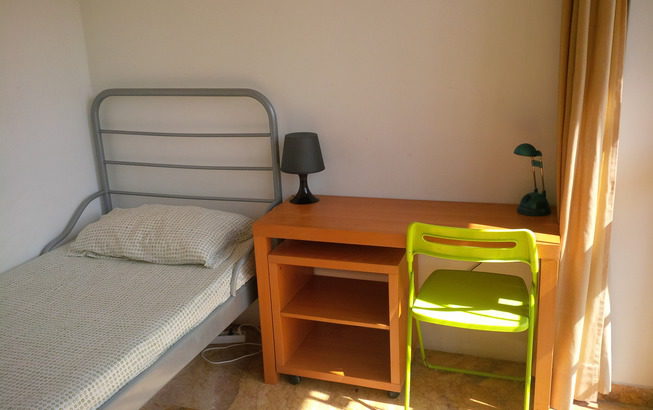 Rooms for rent in a lovely Student House