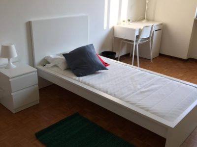 Residenza Biancardi – PER STUDENTI – Camera grande con bagno condiviso