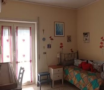 single room girl – Affitto Stanza Singola Portici, Napoli